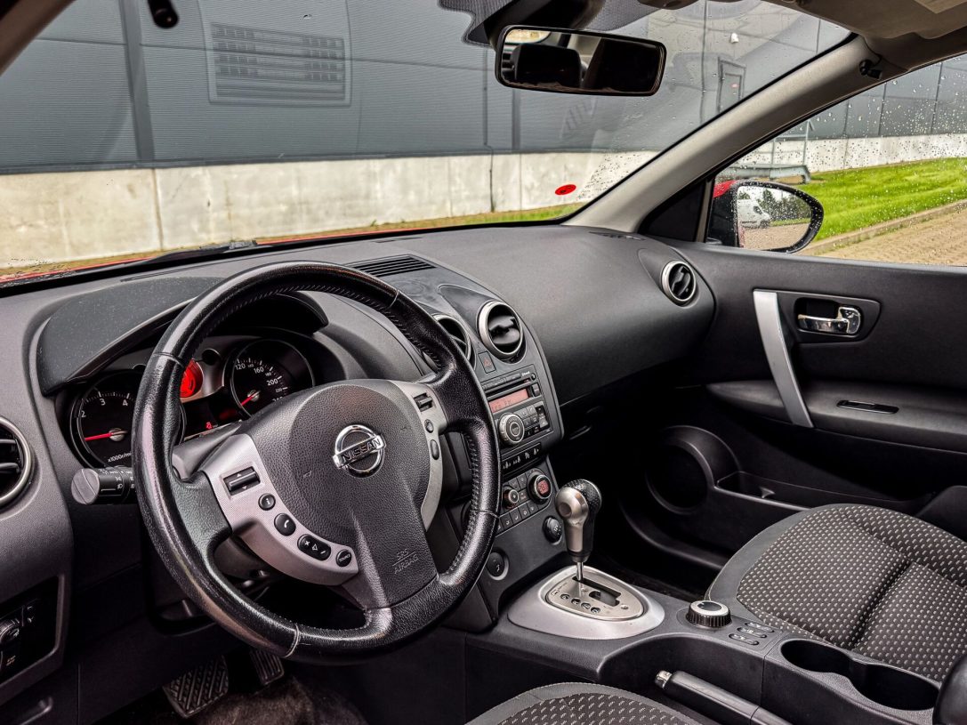 NISSAN QASHQAI