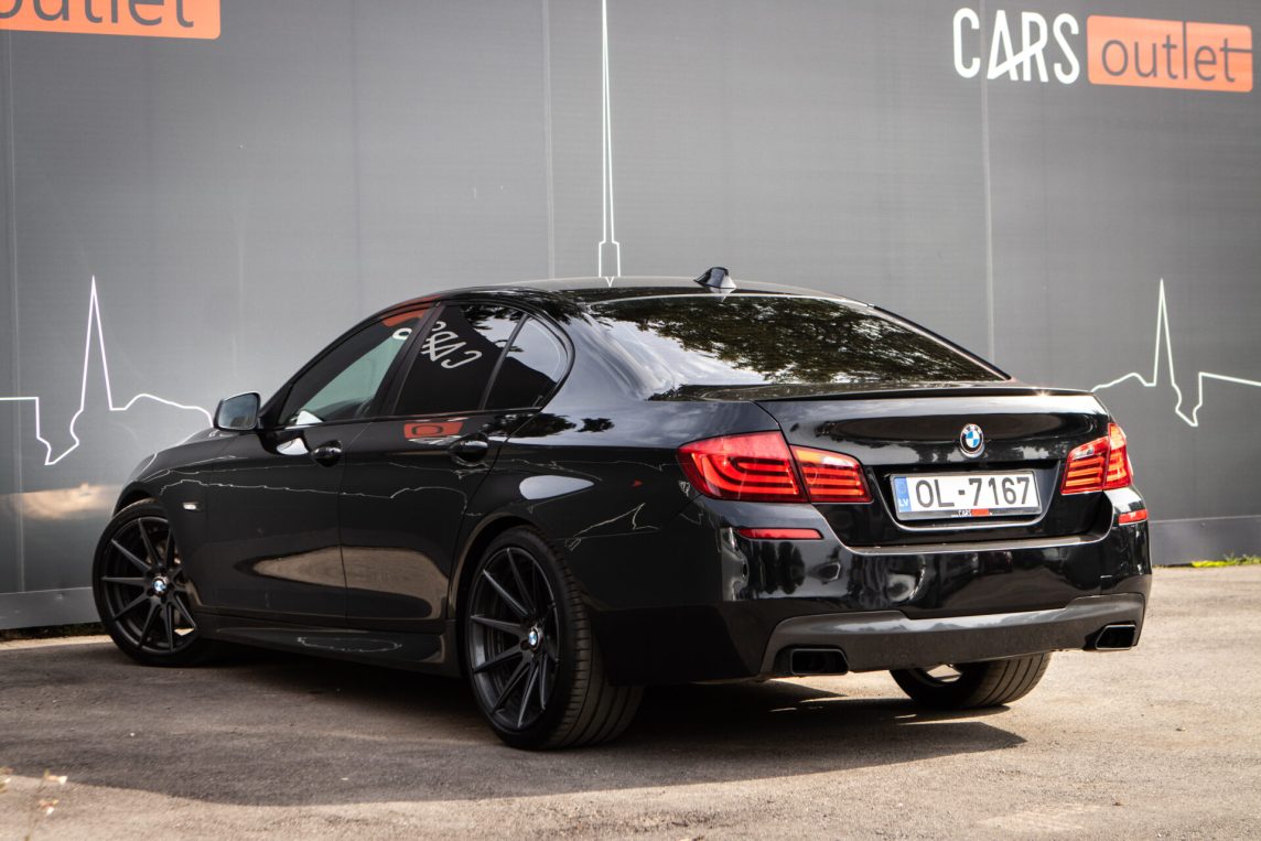 BMW 530