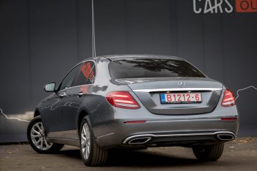 MERCEDES BENZ E 220 D 4MATIC
