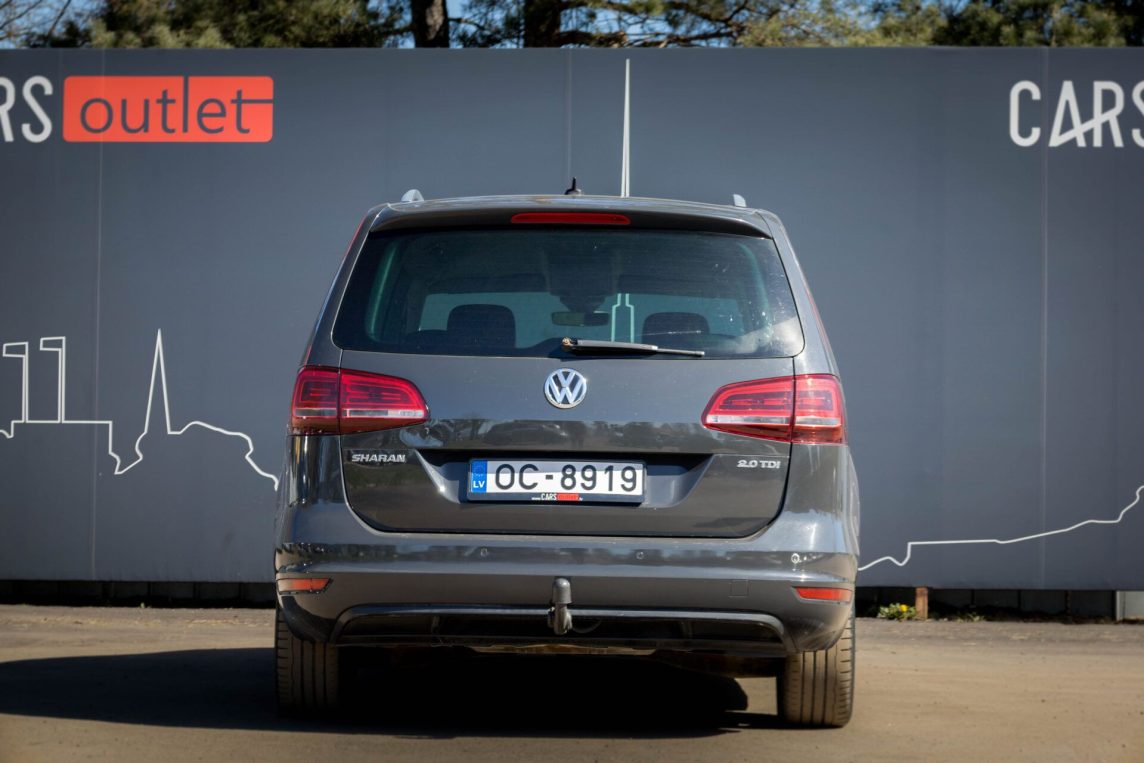 VW SHARAN