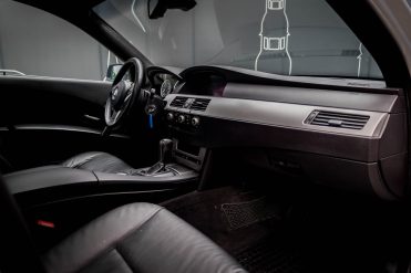 BMW 525