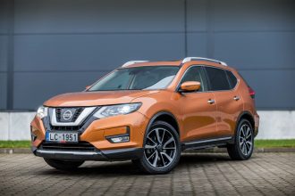 NISSAN X TRAIL