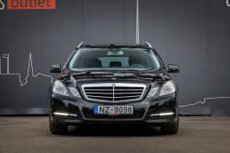 MERCEDES BENZ E200