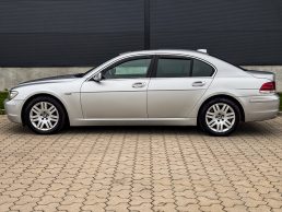 BMW 730