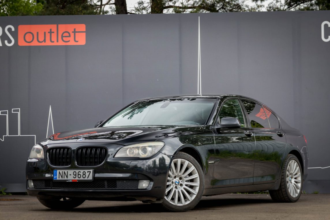 BMW 730
