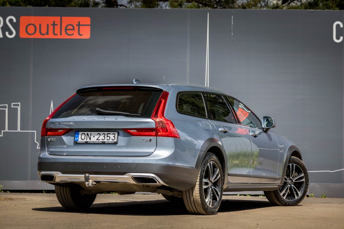 VOLVO V90 CROSS COUNTRY