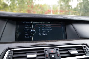 BMW 740