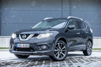 NISSAN X TRAIL