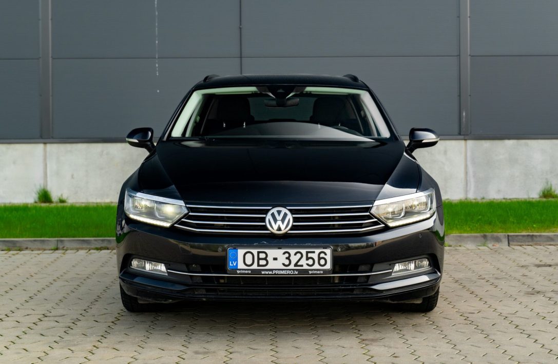 VW PASSAT