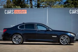 BMW 730