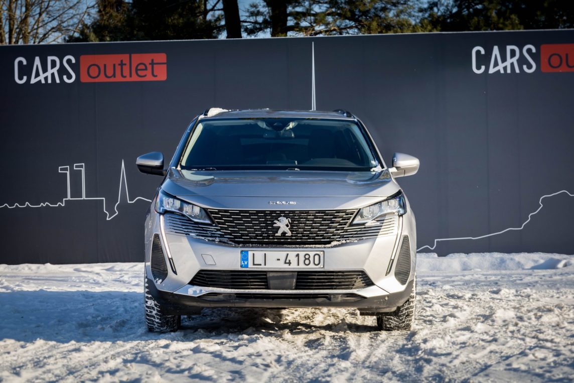 PEUGEOT 5008