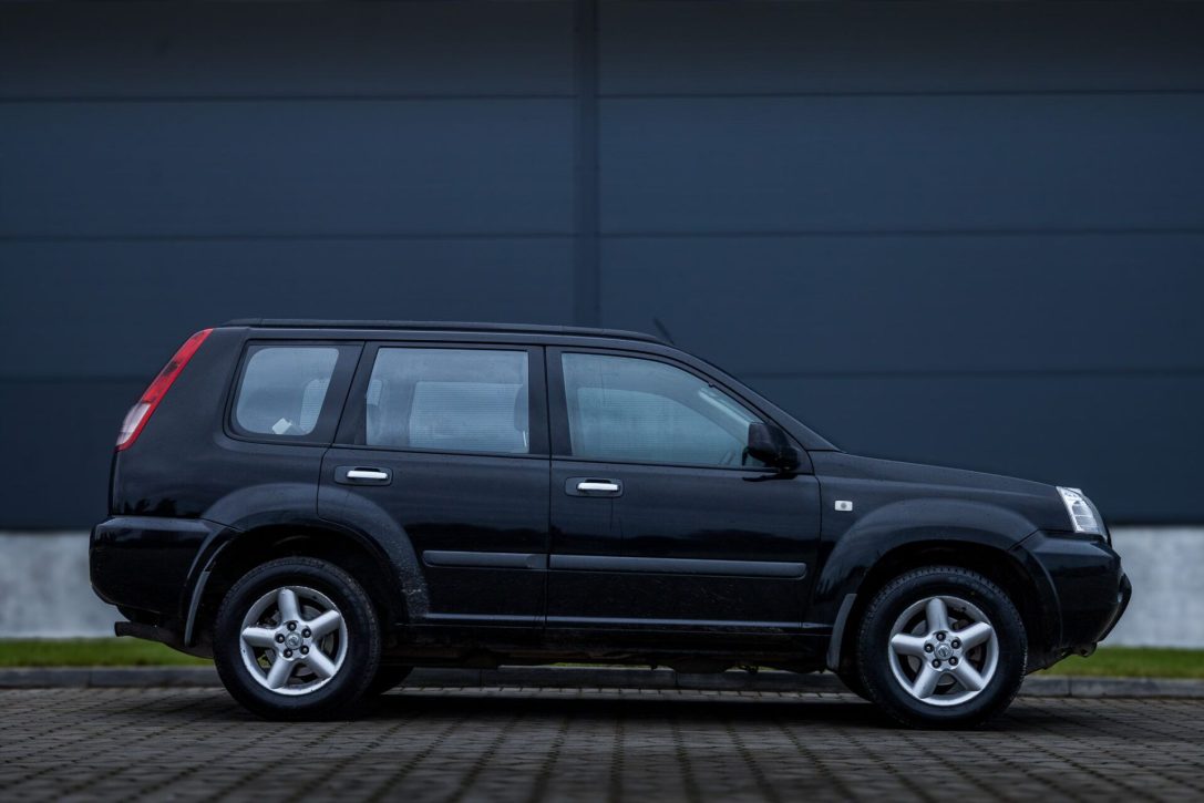 NISSAN X TRAIL
