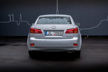 LEXUS IS 220