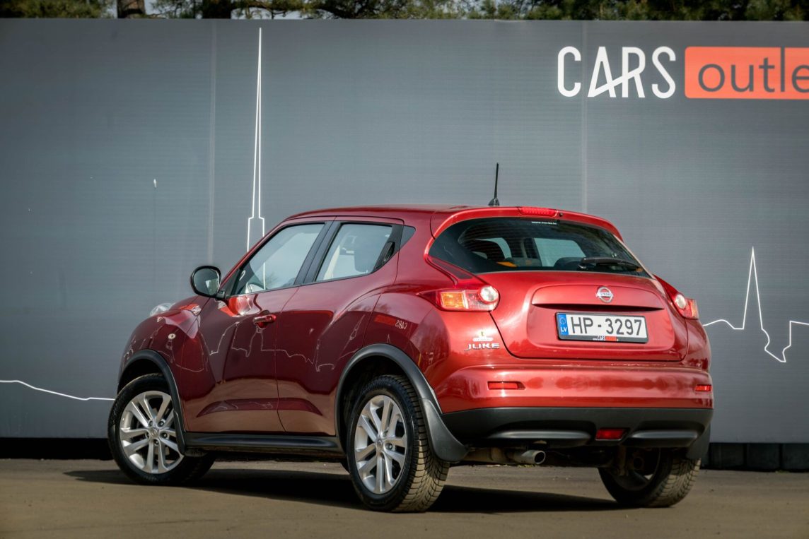 NISSAN JUKE
