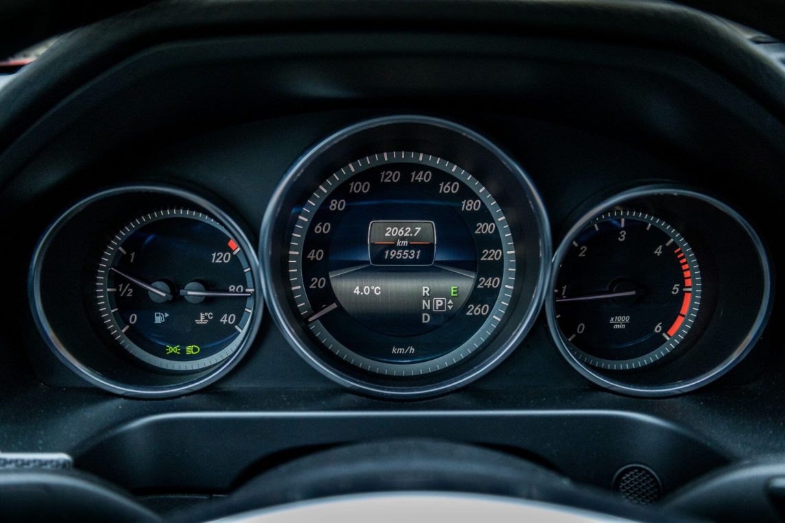 MERCEDES BENZ E200 CDI