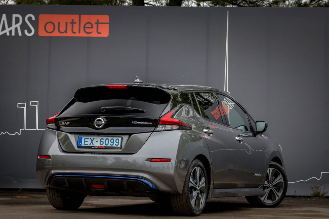 NISSAN LEAF 40KWH