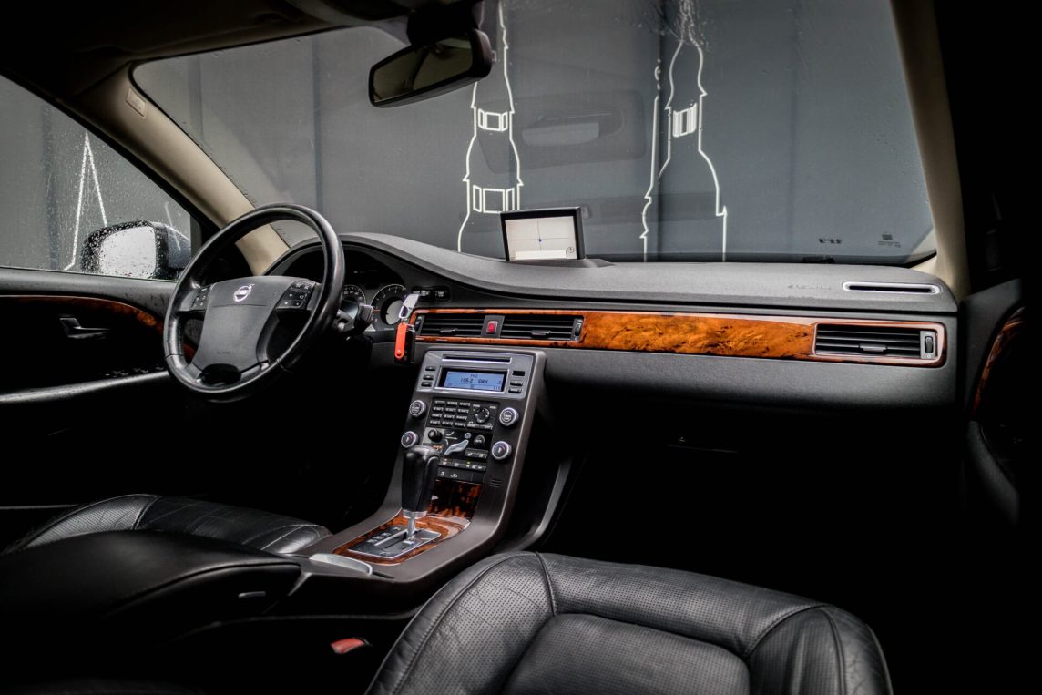VOLVO S80