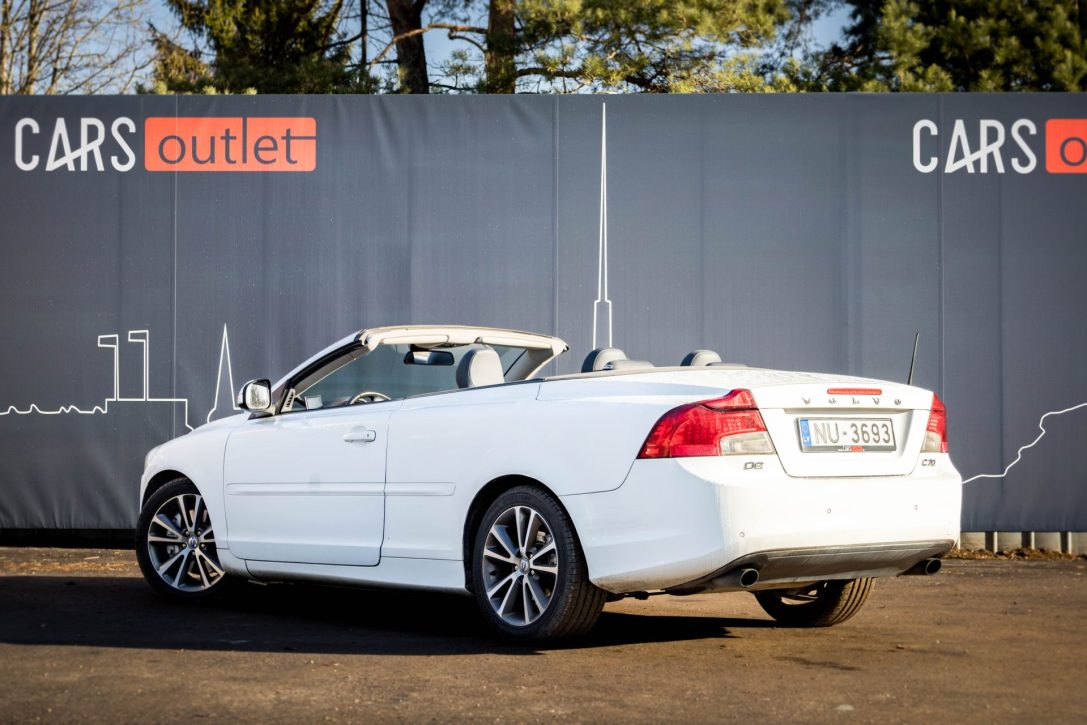 VOLVO C70