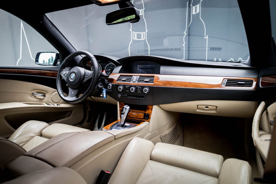 BMW 525