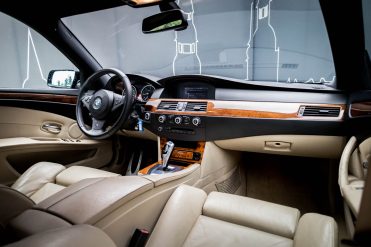 BMW 525