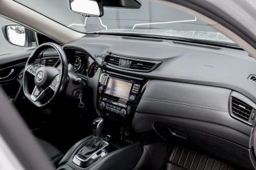 NISSAN X TRAIL