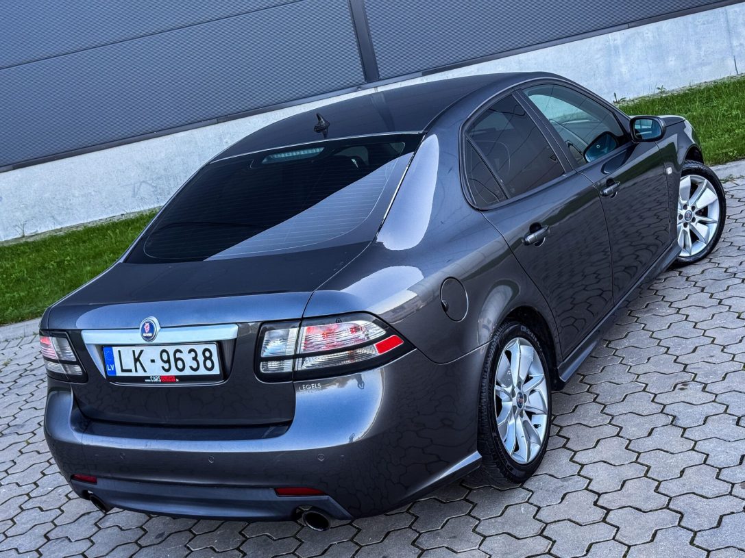SAAB 9-3