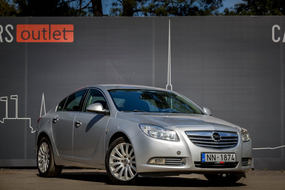 OPEL INSIGNIA