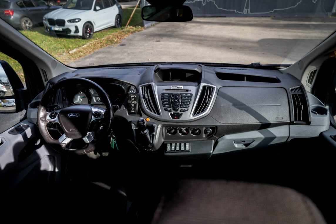 FORD TRANSIT