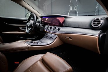 MERCEDES BENZ E200 D