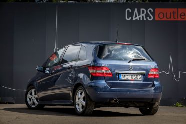 MERCEDES BENZ B 180
