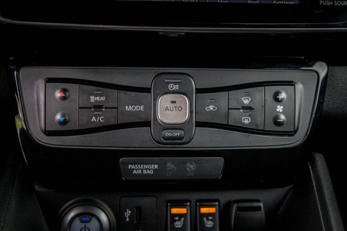 NISSAN LEAF 40KWH