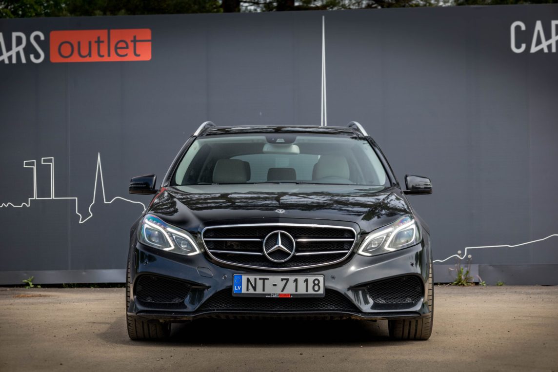 MERCEDES BENZ E350