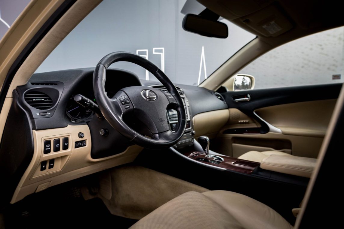 LEXUS IS 250