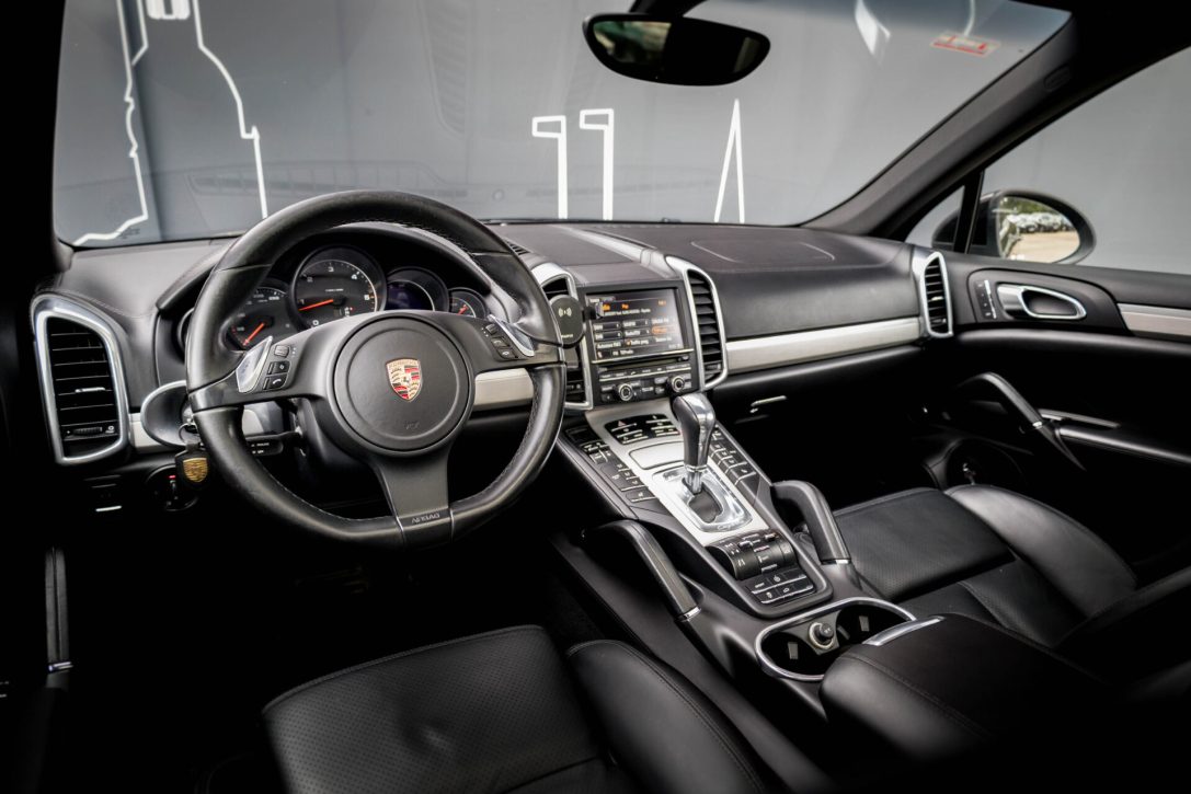 PORSCHE CAYENNE DIESEL