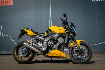 YAMAHA FZ 1N