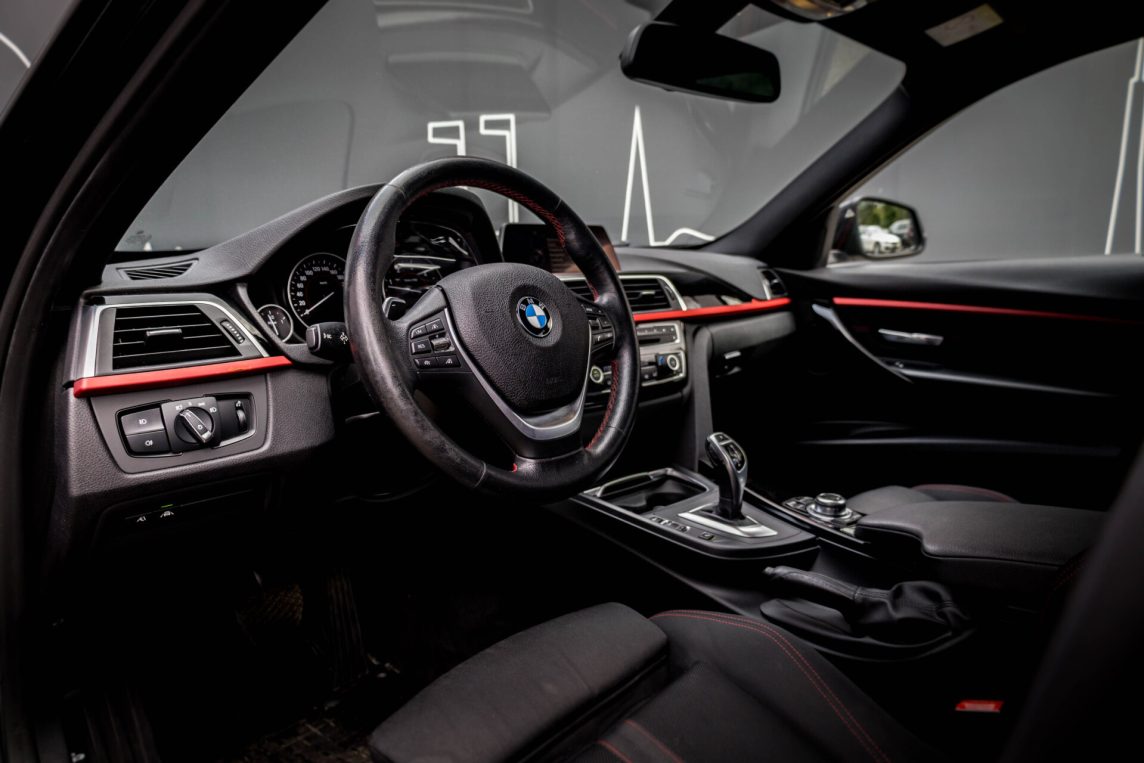 BMW 330D