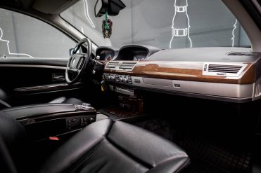 BMW 730