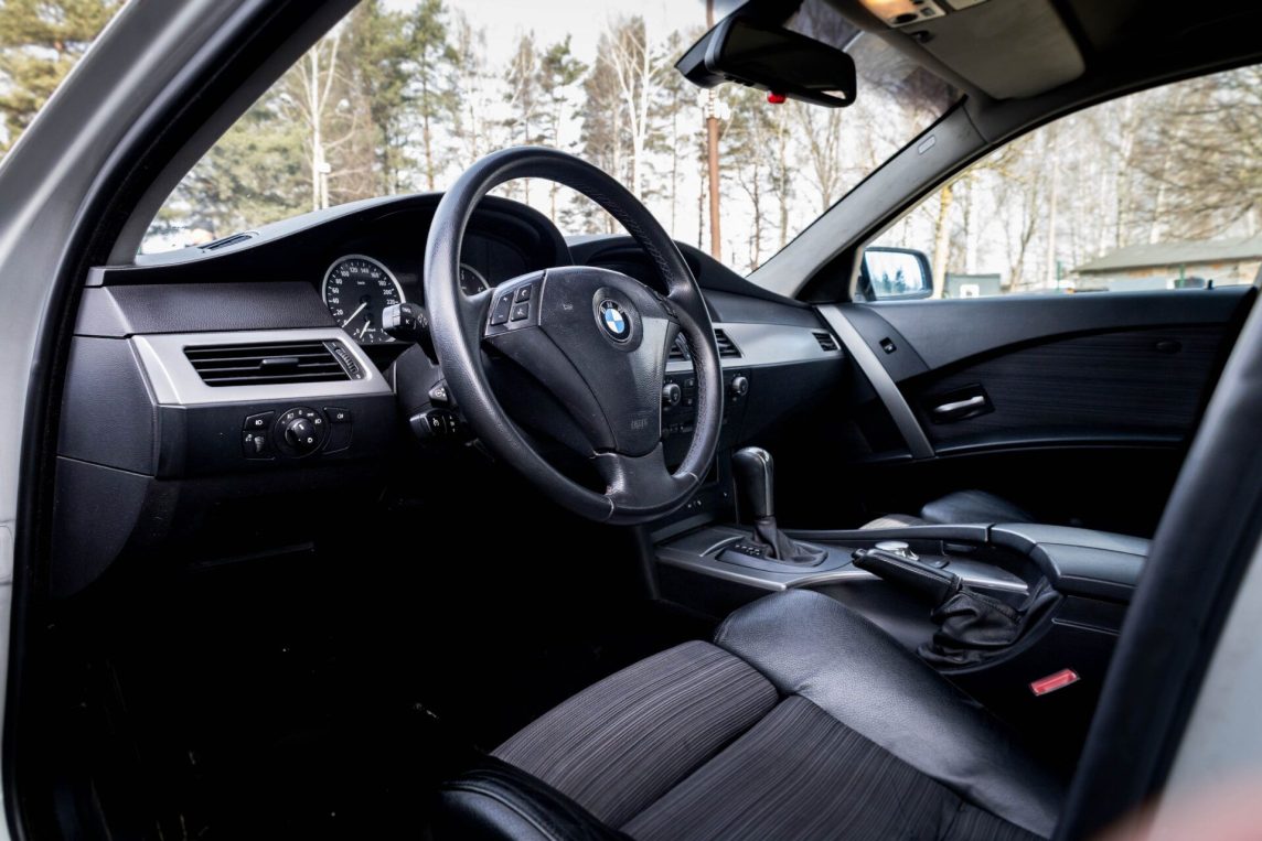 BMW 530