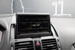 MERCEDES BENZ C320