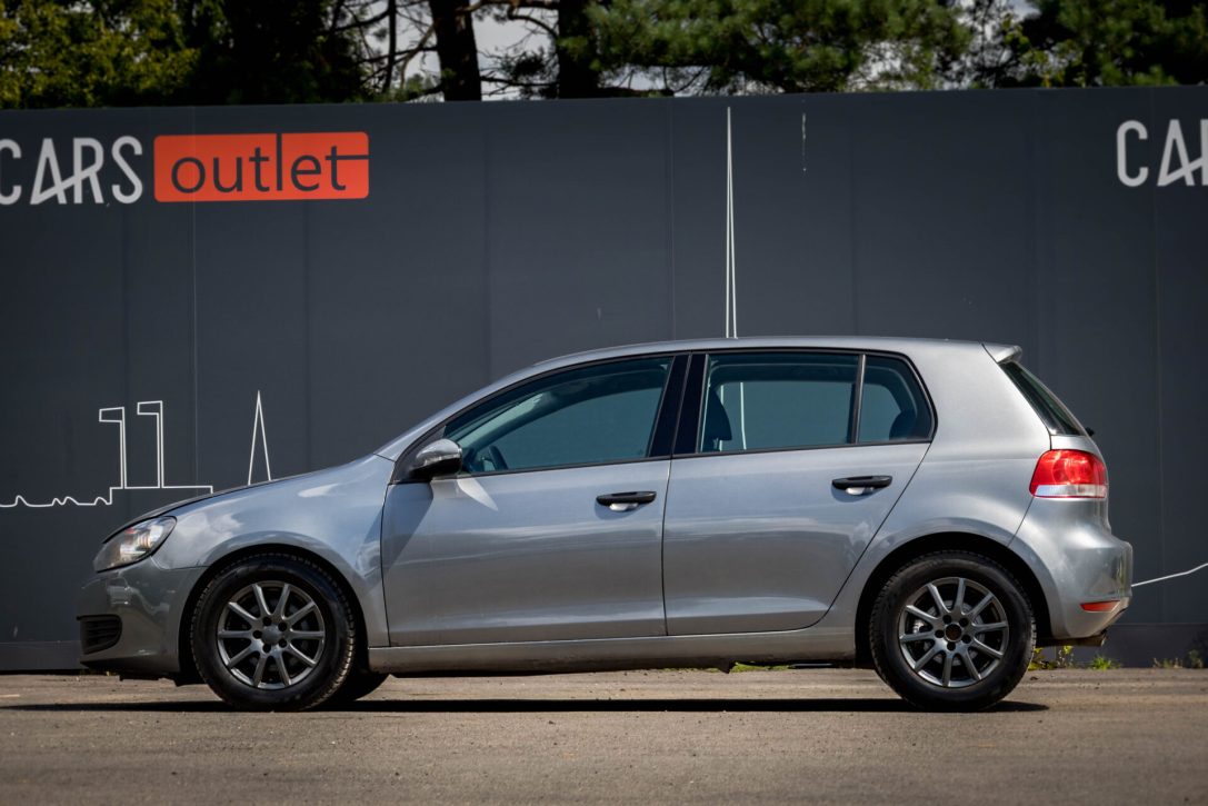 VW GOLF