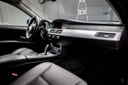 BMW 523