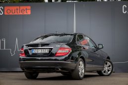 MERCEDES BENZ C320