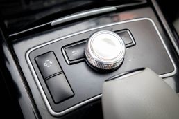 MERCEDES BENZ E350