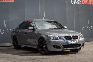 BMW 525