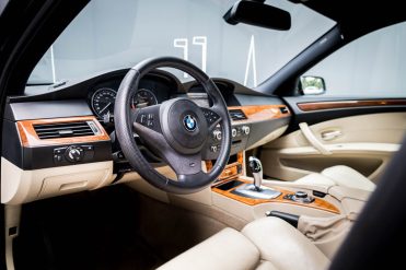 BMW 525