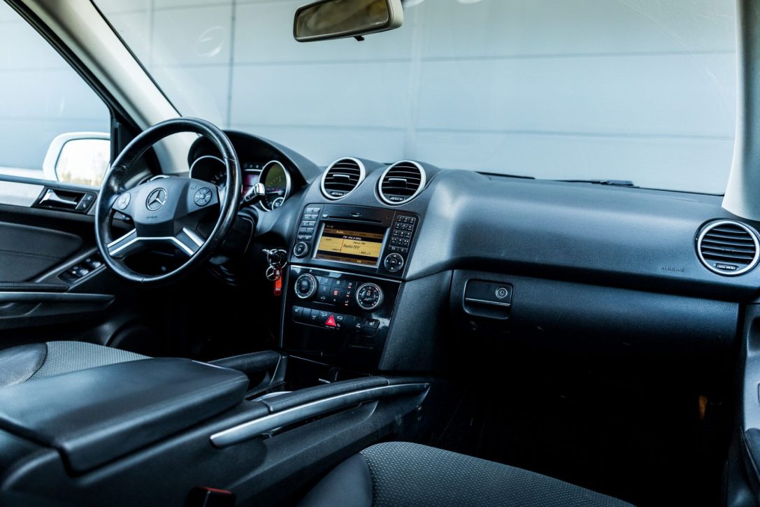 MERCEDES BENZ ML 320