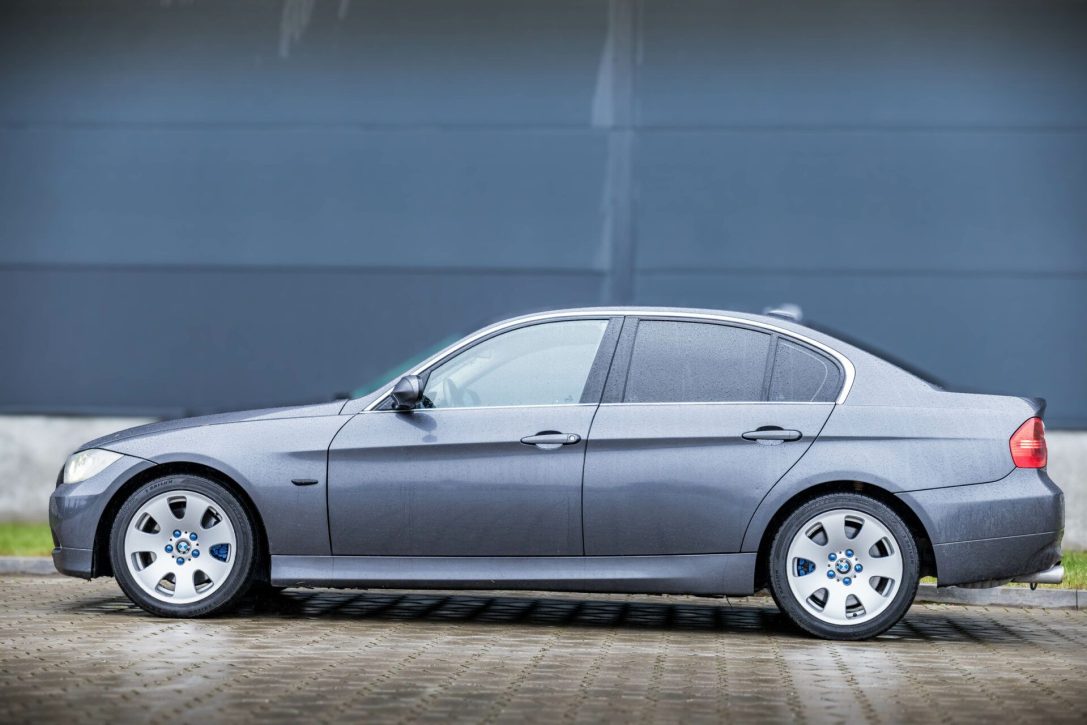 BMW 330