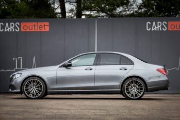 MERCEDES BENZ E200 D