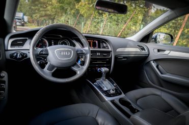 AUDI A4 AVANT