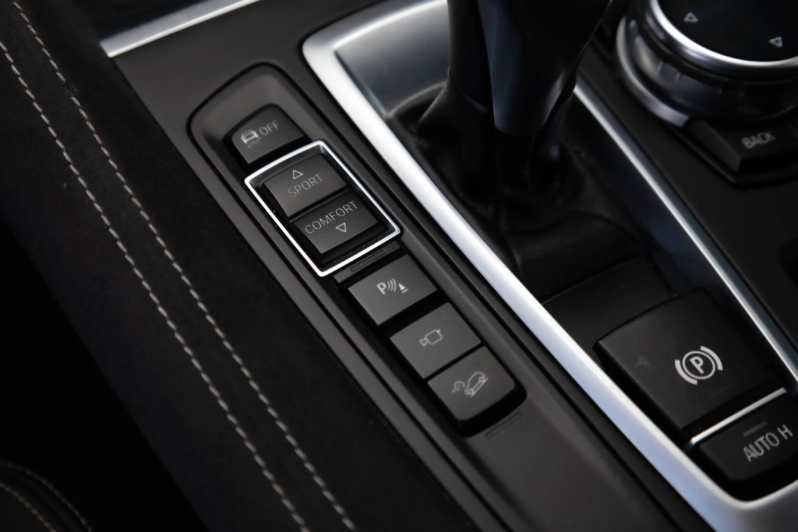 BMW X6 M50D